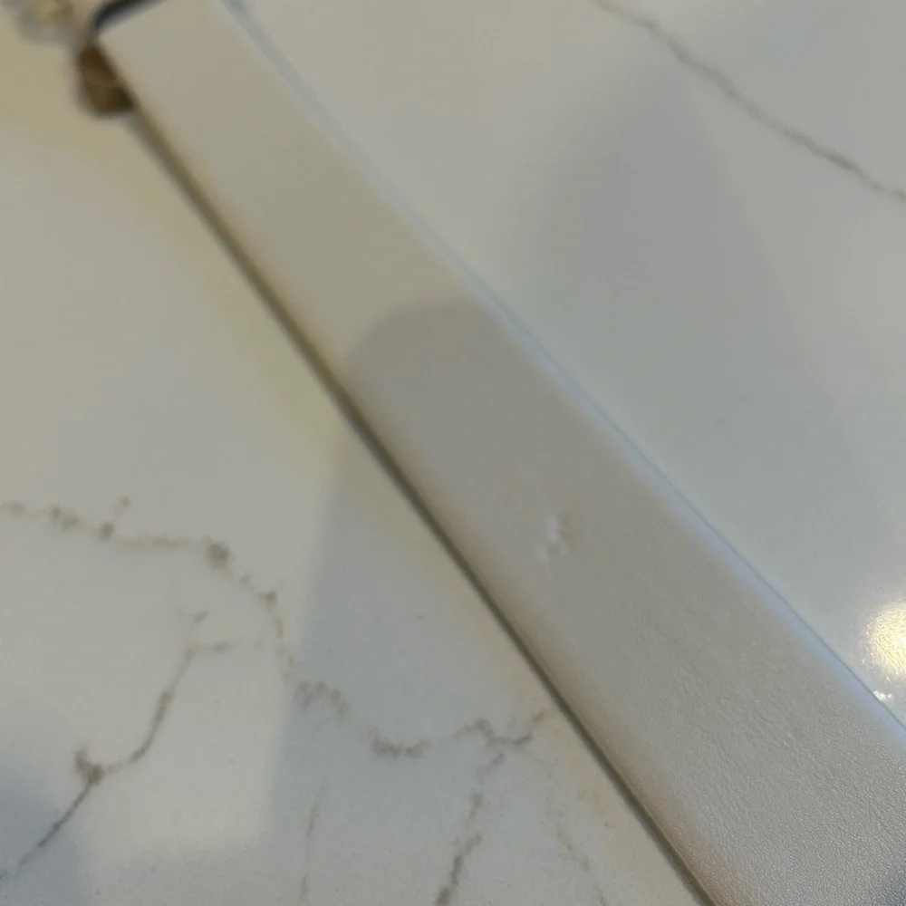Elegant Pearl-Embellished Ivory Belt